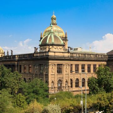 维也纳往返布拉格中文包车一日游【行程可调】