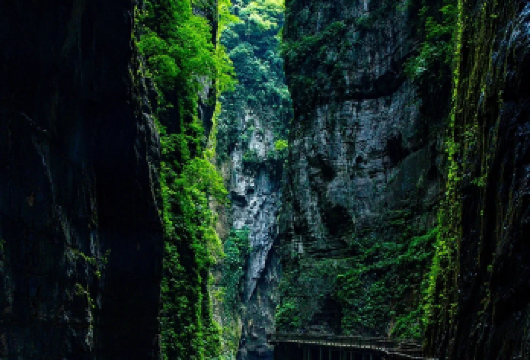 武陵山大裂谷+816工程+乌江画廊1日游【2-8人跟团纯玩】【[专业小团]绝无任何购物、无隐性消费】