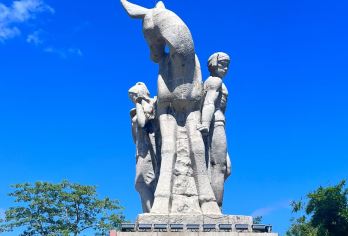 三亚CityWalk漫步游：鹿回头+千古情（+外语导游）EA【全程中文/英文/俄语服务，沟通无障碍，景点可调】