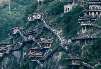 江西上饶：望仙谷+婺源篁岭【包车｜私人定制｜中英文导游】【[VIP尊享服务] 专属包车出行，司机全程陪同，行程灵活可调，打造个性化旅程】