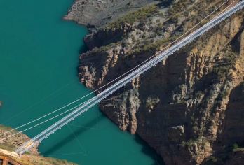 穿越S101省道+肯斯瓦特+安集海大峡谷【乌市发奎屯止】【穿越S101省道，单程（动车返回）】