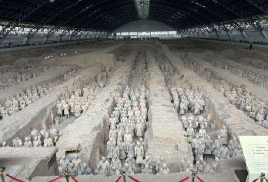 西安兵马俑+华清宫独立包车一日游【上门接送/多款车型可选】【[包车游服务]严选包车游，不拼车，三环内区域上门接送！】