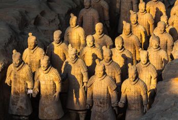 秦始皇帝陵博物院(兵马俑)+华清宫【门票/讲解/中餐/耳麦】【赠 蓝牙耳麦】