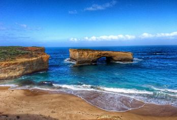 澳大利亚大洋路+贝尔斯海滩+阿波罗湾+伦敦桥+十二使徒岩【世界著名沿海公路观光一日游/私人定制/中文司机/VIP专属服务】