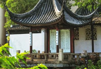 【私家团】苏州沧浪亭1.5H文史大咖精讲含门票|含耳机【[深度解读]1.5H深度解读沧浪亭，深挖园林背后的历史脉络】