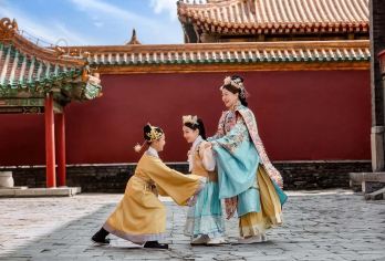 故宫博物院+天坛公园一日游【英文讲解 多套餐可选升级小包团】【专业英文导游深度讲解带你了解故宫+天坛，拒绝走马观花】