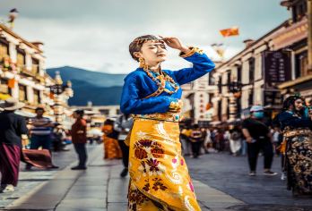 香格里拉长江第一湾+虎跳峡+独克宗古城+纳帕海一日游【[优选行程]理想净土—探寻消失的地平线、心中的日月】