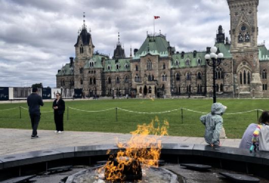 加拿大+渥太华里多运河+总督府一日游/-行程可调-可定制【专属客服和本地中文司机，一家一团包车】