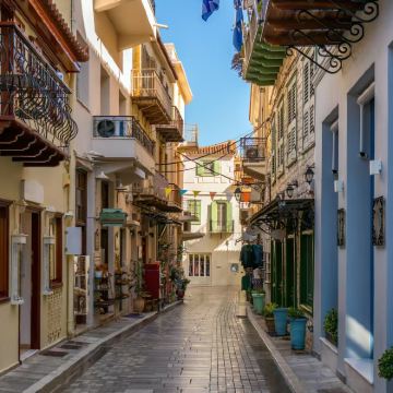 雅典出发-伯罗奔尼撒一日游（不含餐）中文司机