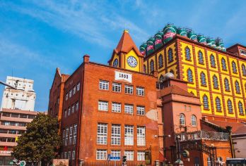 青岛一日游+选导游：总督府+青岛啤酒博物馆+极地海洋公园EA【全程中文/英文/俄语/法语/韩语/葡萄牙语服务，沟通无障碍，景点可调】