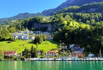 苏黎世·因特拉肯多地出发：瑞吉山+卢塞恩一日游【中文司机】【中文司导，专车酒店接送，包车随心选择，行程可调整，深度游览。】