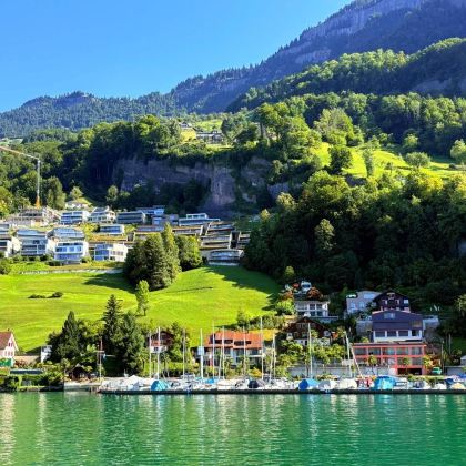 苏黎世·因特拉肯多地出发：瑞吉山+卢塞恩一日游【中文司机】