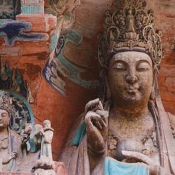 重庆出发安岳石刻毗卢洞+茗山寺+孔雀洞+华严洞一日游