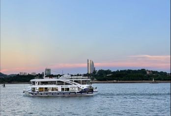 南靖田螺坑加鹭江夜游包车一日游【私人定制包车服务，全程时间充足，轻松自由行线路，家人般的接待精致小团专属服务】