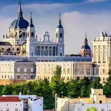 葡萄牙里斯本+里斯本主教堂+阿尔法玛老城区一日游。