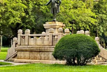 中国 中山大学+广州海事博物馆+南海神庙包车一日活动/行程可调【[经典地标全覆盖]深入探索代表性景点，感受当地风土人情】