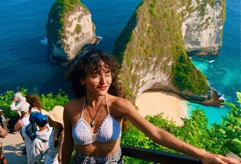 巴厘岛佩妮达岛一日游【中文导游/英文/精灵坠崖/可选3浮潜】【[只做精致小团/私团]回程不用等别的团！在码头接上就送回哦！中文导游最多带2~9人团哈，也可选私团哦】