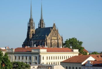 捷克第二大城市布尔诺：市场+城堡+广场+教堂+图根哈特别墅【中文客服/中文司导】