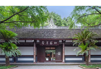 杜甫草堂半日游【15人小团 互动式讲解2小时】可私家包团 【[大咖讲师]10年以上专业讲解经验，好评不断。】