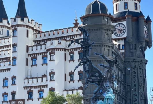 哈尔滨冰雪大世界+太阳岛+松花江大桥+热雪奇迹 包车一日游【北国的浪漫，在不经意间的街头，独属于北纬45度远道而来的期盼】