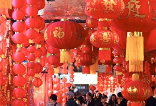 珠海一日游+圆明新园+渔女神像+日月贝+香炉湾+登港珠澳大桥【[品质优选]精品私家小团包车游，全程一对一服务，不与陌生人拼车，司导耐心沟通，用心服务，出行更舒心！】