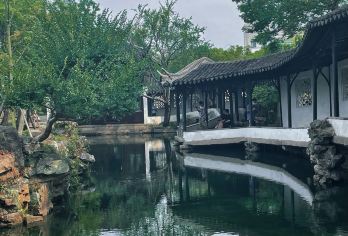 上海往返 苏州拙政园+寒山寺+枫桥景区+山塘街舒适包车一日游【打卡苏州经典景点，感受江南水乡的优雅】