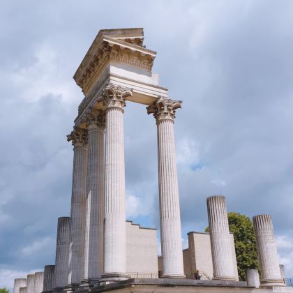 杜塞尔多夫*克桑滕（罗马遗址）*韦塞尔包车一日游