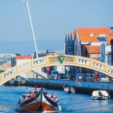 葡萄牙+波尔图+阿威罗一日游/童话水城-行程可调-可定制
