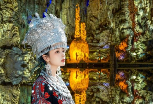 贵州织金洞+大峡谷一日游【喀斯特奇观·邂逅磅礴画廊】【[精华景区]峡谷探秘地心裂缝，仰望100米超高瀑布飞泻】