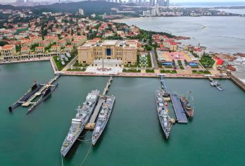 青岛市区+海军博物馆参观一日活动【可升级出海+索道】【旅行社预约（潜艇需单独预约），无需自行预约。轻松出行】