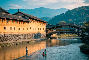 【厦门/漳州市区•晚出发6-8人团】云水谣景区+田螺坑土楼群【[小团升级]8点左右岛内酒店接接送/纯玩景区深度游，对老人小孩照顾有加，趣味讲解；车均可直接开景区】