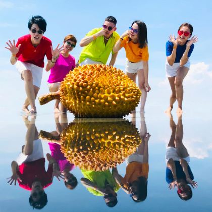 吉隆坡天空之镜+猴子山+海上老鹰+萤火虫+蓝眼泪包车游-含票