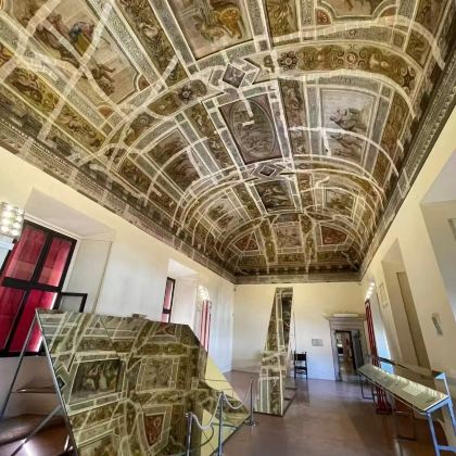 意大利里米尼圣维塔教堂+加拉陵墓+但丁墓+格拉达拉城堡一日游