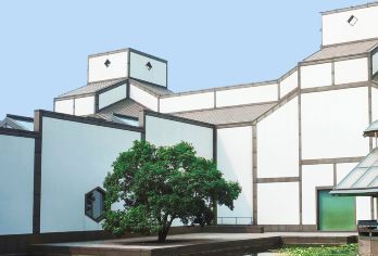 【金牌说】苏州博物讲解 2H细品苏式风雅 可含票  金牌导游【[金牌导游讲师团]他们博古通今，幽默睿智，善于挖掘文物背后的故事，用有趣的方式还原历史真相；】