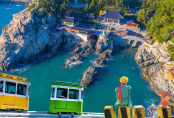 釜山出发|海东龙宫寺X青沙浦天空步道X胶囊列车X白浅滩文化村【一趟结合海景、文化与网美打卡的梦幻旅程！精选釜山具代表性的五大景点，带你从海岸到村落】