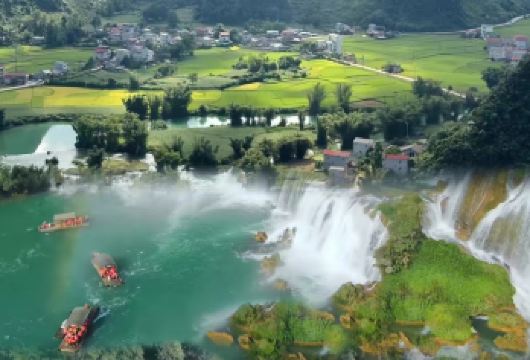 1-4人崇左免费升7座包车花山岩画+凭祥友谊关拼团【拒绝推销 拒绝购物 专注当地人吃喝玩乐】