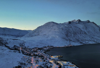 挪威特罗姆瑟-峡湾-索玛若伊岛一日游【包车-跟团询客服】【中文专车出行，景点灵活调整，打卡经典，游玩自己定义，无需等待，专属贴心服务，尽享惬意旅程】