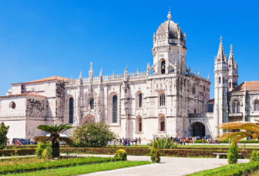 葡萄牙里斯本主教堂-热罗尼莫斯修道院【中文专车-惬意舒适】【中文专车出行，行程自己定义，无需等待，专属贴心服务，尽享惬意旅程】