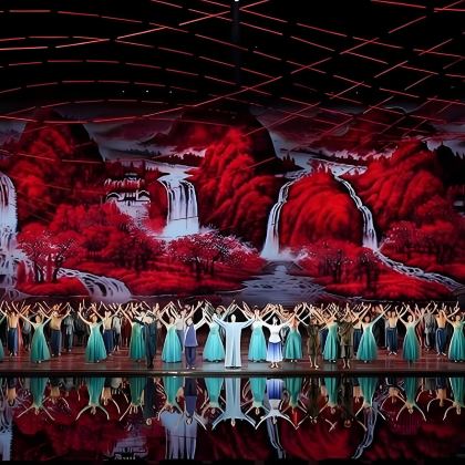 上门接送●韶山轻松游《最忆韶山冲》大型演出+毛泽东故居+铜像