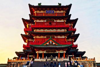 滕王阁半日游【2-10人小团+深度讲解】【[品质保障]优选商品，品质拒绝购物】