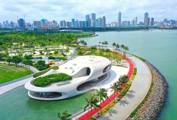 海口+火山口地质公园+五公祠+世纪大桥+云洞图书馆1日【车辆15%空座率，严选安全舒适车辆，优秀当地老司机，熟悉路况，安全驾驶，服务态度好，真诚待客。】