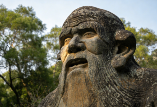 泉州清源山 - 老君岩 - 开元寺线【千年古街 + 美食打卡，品尝面线糊、肉粽、土笋冻、炸五香等闽南特色小吃，感受泉州烟火气】