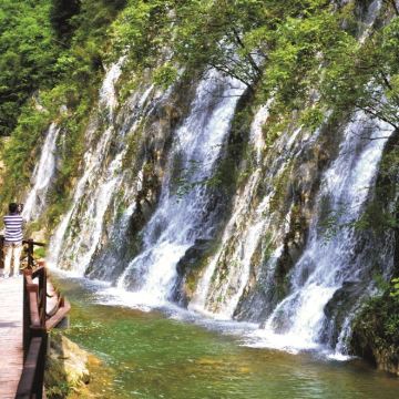 安康石泉中坝大峡谷+古城一日游
