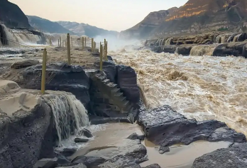 陕西壶口瀑布一日游【赠知青宴/免费升级2+1头等舱】【免费升级2+1头等舱和知青宴/原貌窑洞/三环内接早】