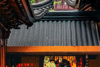 上海精华半日游（新天地石库门+玉佛寺+M50+茶艺表演 ）【玉佛祈福、国风市集、非遗展演——在香火与艺术中，感受海派文化的慈悲与温度。】