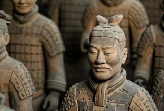 秦始皇帝陵博【兵马俑】+丽山园/赠兵专业人工讲解+演绎三选一【纯玩私家团，1家1单不拼车.专车出行时间自由；5座7座9座车出行/.直达景区/3人起订】