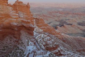 【平山湖大峡谷半日游】早午班大小团多套餐可选【适合追求视觉体验跟偏好中等强度徒步者】