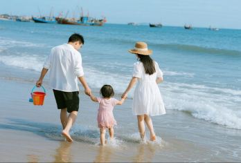 福建东山岛+南门湾休闲玩乐【帆船环岛|灯捕小管|鱼排海钓】【[轻松玩乐]根据项目免费配备:潜水装备、手套、赶海工具.防滑鞋、救生衣、跟屁虫.潜水衣等】