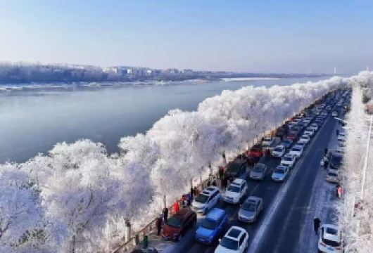 吉林小雾凇岛+雾凇长廊【1-6人小包团】市区内上门接送【吉林小雾凇岛+雾凇长廊[1-6人小包团]市区内上门接送】