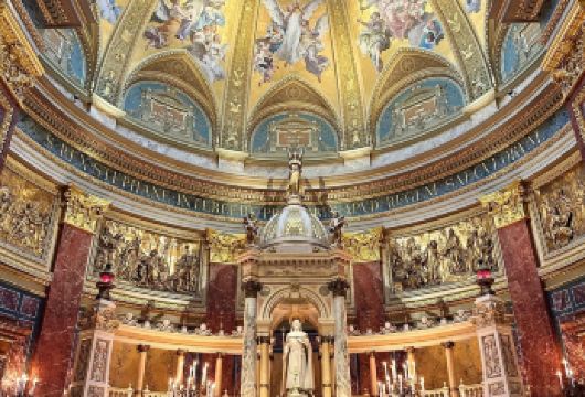 匈牙利布达佩斯-城堡+温泉+艺术(文化深度）-包车-精选【专属客服和本地中文司机，一家一团包车】